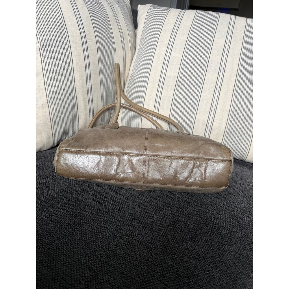 Hobo Norma Genuine Leather Barrel Double Strap Shoulder Bag - Picture 3 of 6